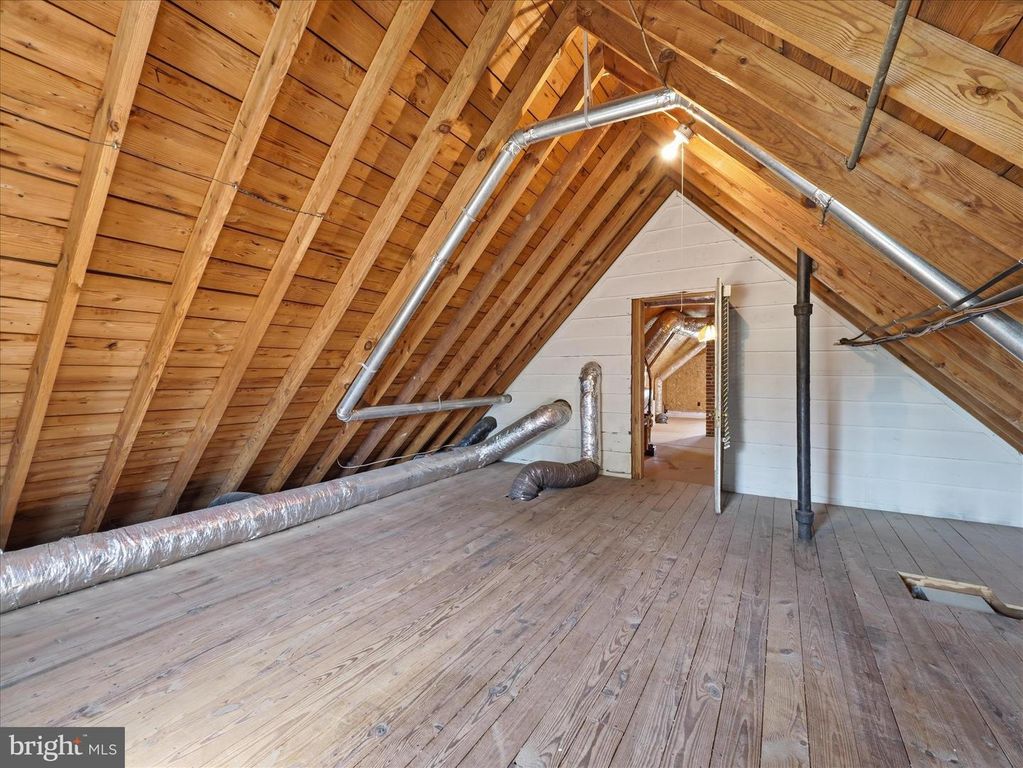Image 36 of property listing at 1148 HAMILTON BLVD, Hagerstown, MD 21742