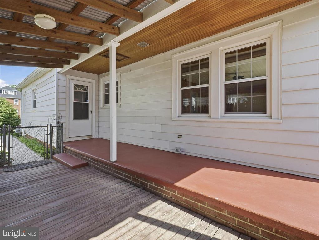 Image 42 of property listing at 1148 HAMILTON BLVD, Hagerstown, MD 21742