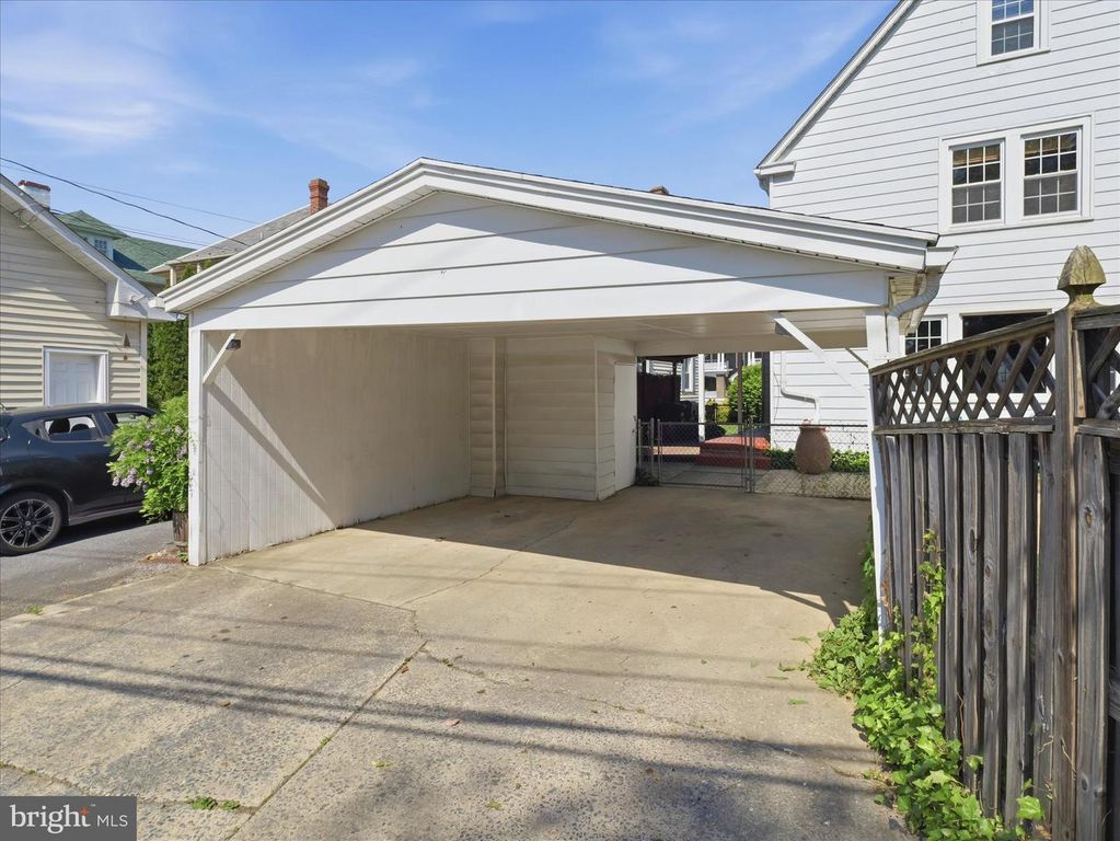 Image 46 of property listing at 1148 HAMILTON BLVD, Hagerstown, MD 21742