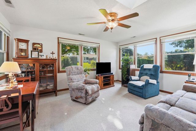 1725 Cambrian Place, Fort Wayne, IN 46804