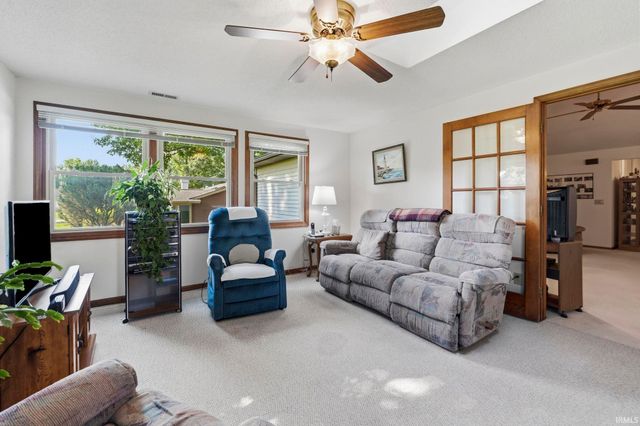 1725 Cambrian Place, Fort Wayne, IN 46804