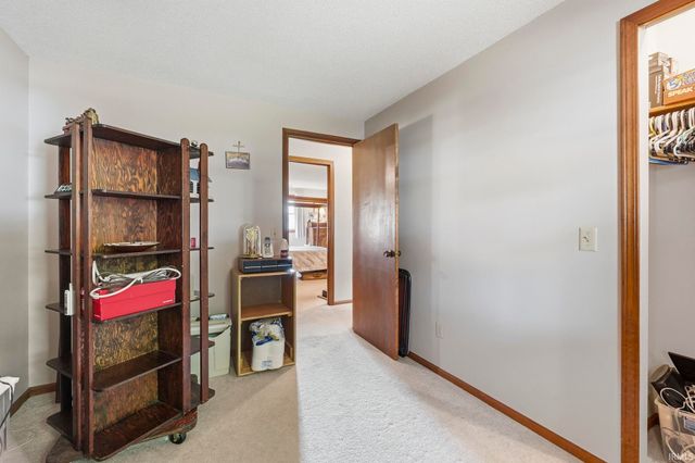 1725 Cambrian Place, Fort Wayne, IN 46804