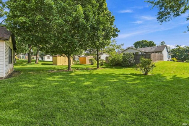 1725 Cambrian Place, Fort Wayne, IN 46804