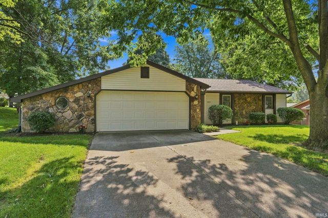 1725 Cambrian Place, Fort Wayne, IN 46804
