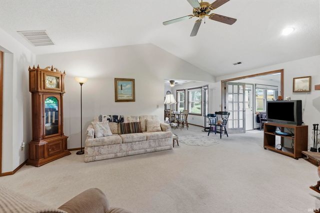 1725 Cambrian Place, Fort Wayne, IN 46804