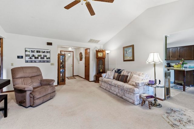 1725 Cambrian Place, Fort Wayne, IN 46804