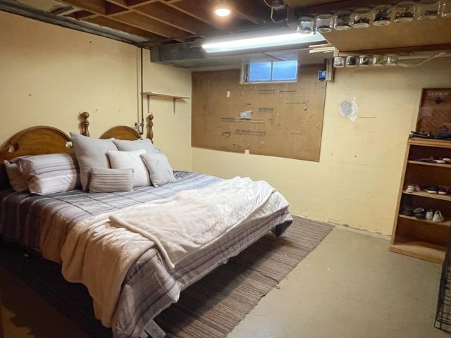 724 E Republic Ave, Salina, KS 67401