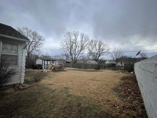 724 E Republic Ave, Salina, KS 67401