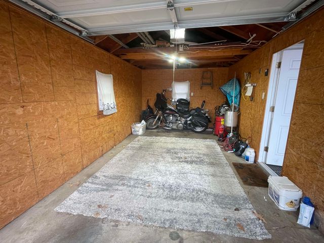 724 E Republic Ave, Salina, KS 67401