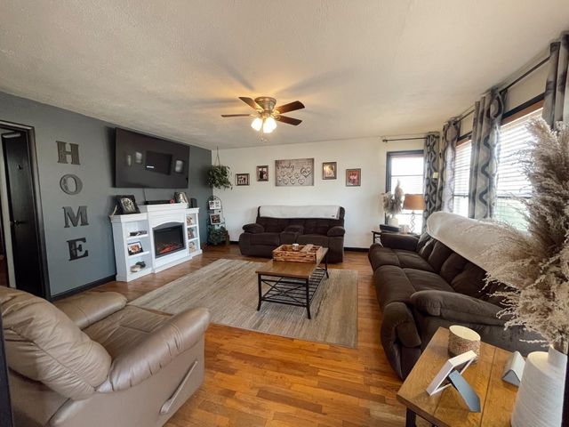 724 E Republic Ave, Salina, KS 67401