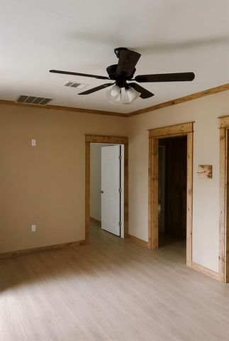 1046 Paso Hondo, San Antonio, TX 78202