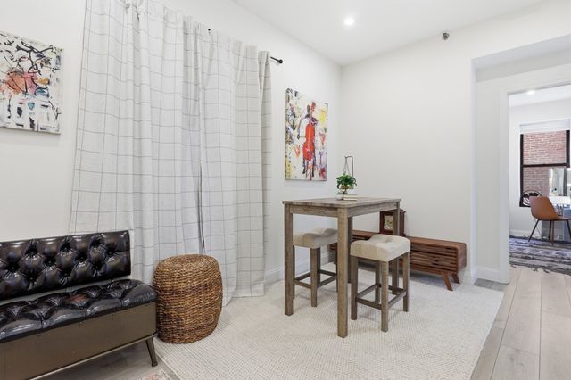 636 Beacon St 206, Boston, MA 02215