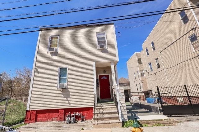 581 S 17Th St, Newark City, NJ 07103