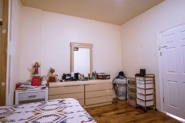 581 S 17Th St, Newark City, NJ 07103