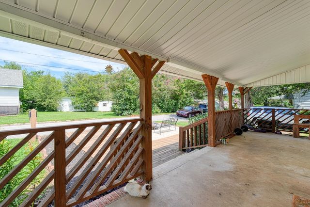 11 25th Street, Greer, SC 29651