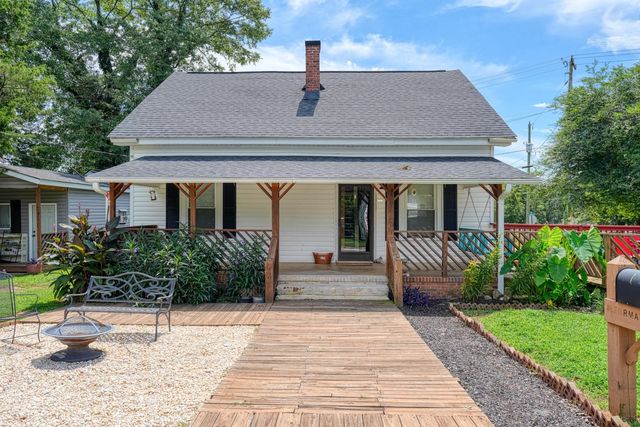 11 25th Street, Greer, SC 29651