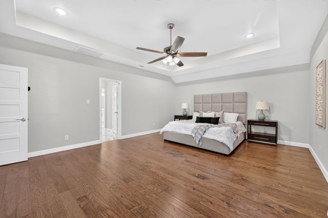 801 Highwoods Trail, Fort Worth, TX 76112