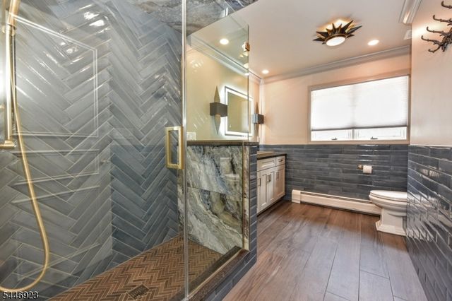 21 Baldwin Rd, Saddle River Boro, NJ 07458