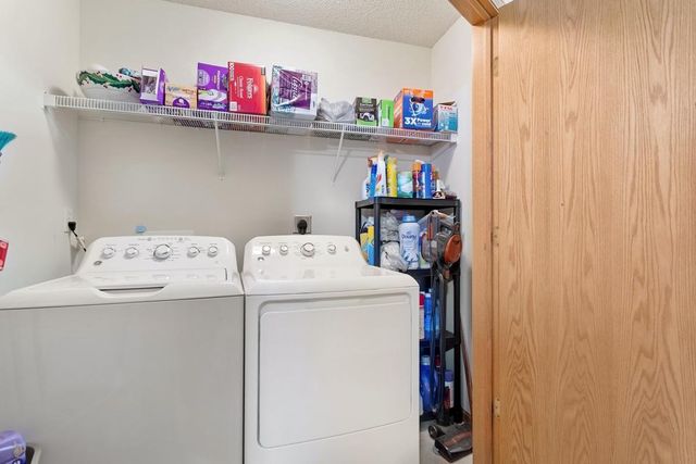 2231 Penn Place 201, North Saint Paul, MN 55109