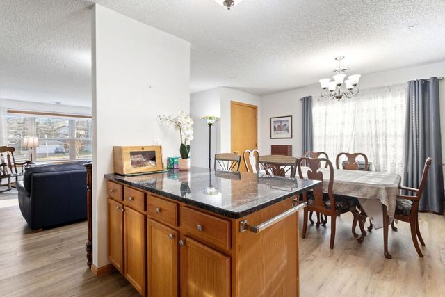 2231 Penn Place 201, North Saint Paul, MN 55109