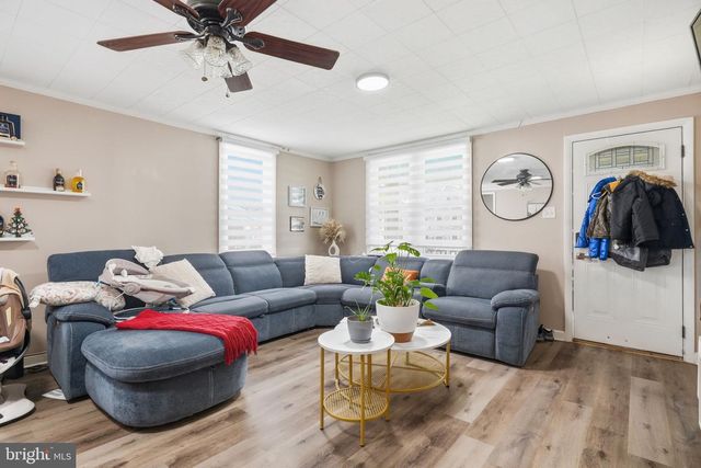 108 NEW HOLLAND, Reading, PA 19607