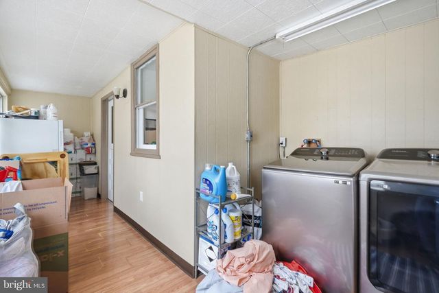 108 NEW HOLLAND, Reading, PA 19607