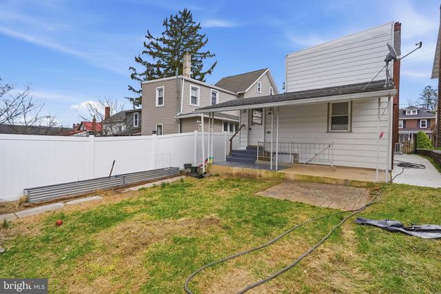 108 NEW HOLLAND, Reading, PA 19607