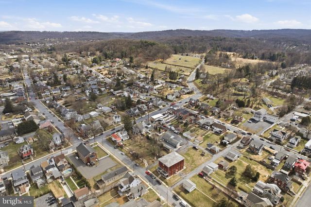 108 NEW HOLLAND, Reading, PA 19607