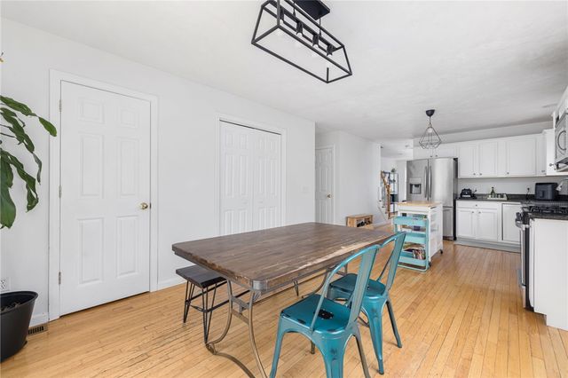 26 7th Street 1, Providence, RI 02906