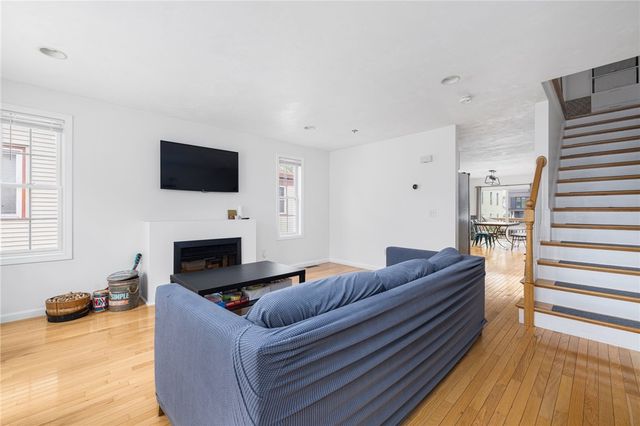 26 7th Street 1, Providence, RI 02906