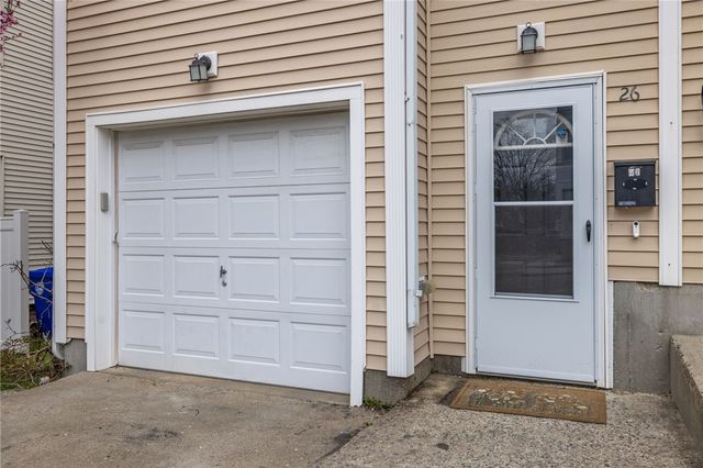 26 7th Street 1, Providence, RI 02906