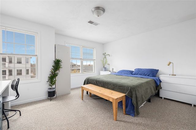 26 7th Street 1, Providence, RI 02906