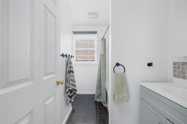 26 7th Street 1, Providence, RI 02906