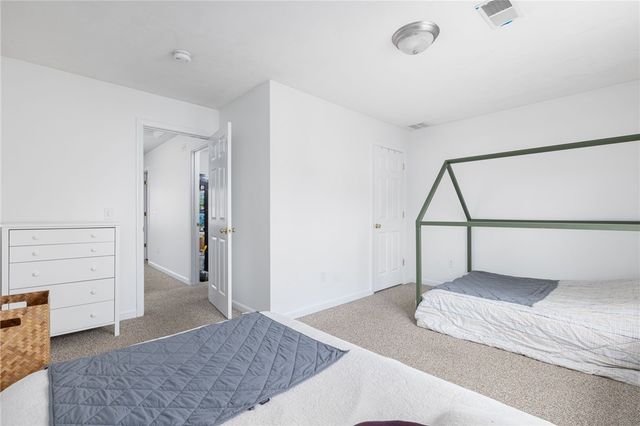 26 7th Street 1, Providence, RI 02906