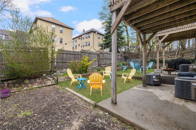 26 7th Street 1, Providence, RI 02906