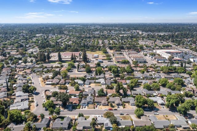 713 Pio Pica Ave, Stockton, CA 95210