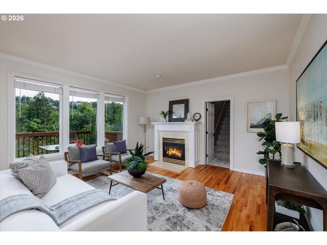 9711 Nw ENGLEMAN St, Portland, OR 97229