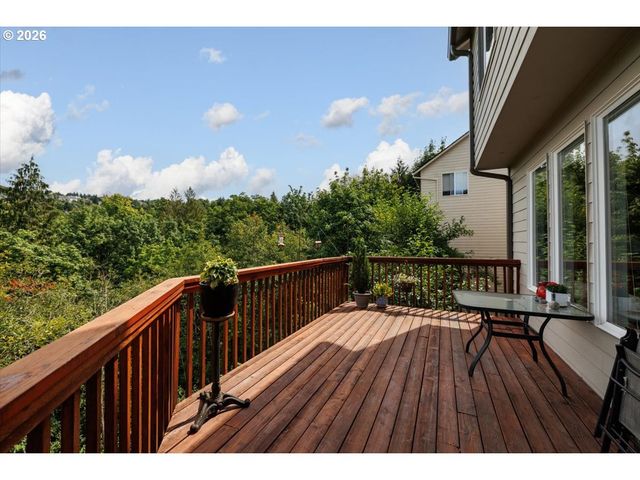 9711 Nw ENGLEMAN St, Portland, OR 97229