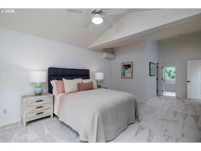 9711 Nw ENGLEMAN St, Portland, OR 97229