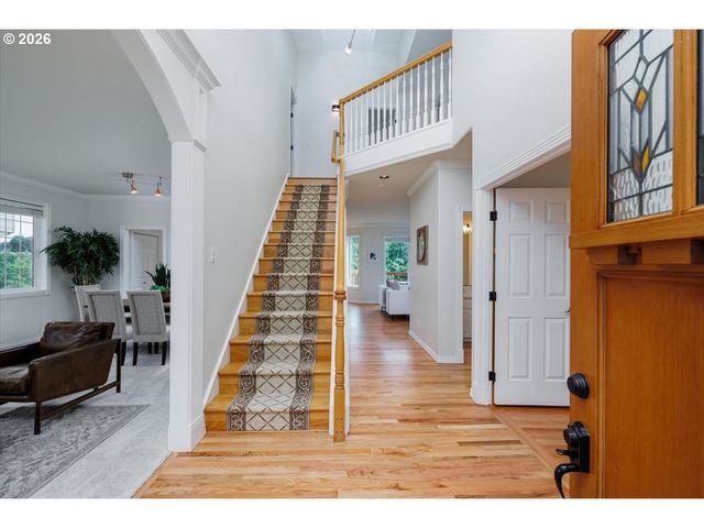 9711 Nw ENGLEMAN St, Portland, OR 97229