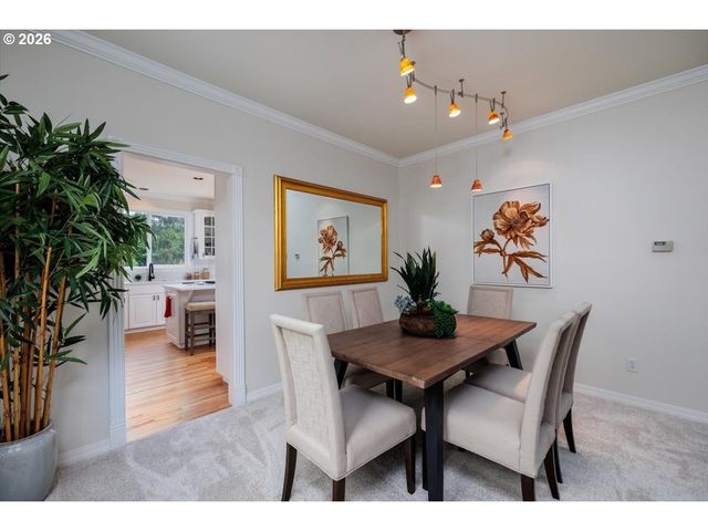 9711 Nw ENGLEMAN St, Portland, OR 97229