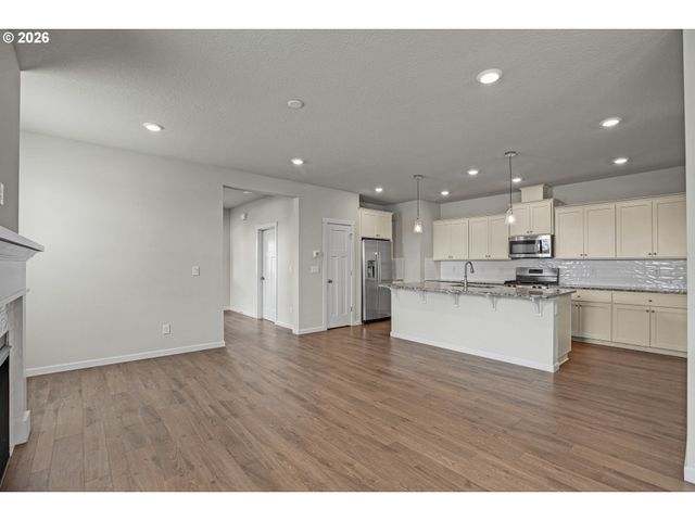 4198 Se 76TH Ave, Hillsboro, OR 97123
