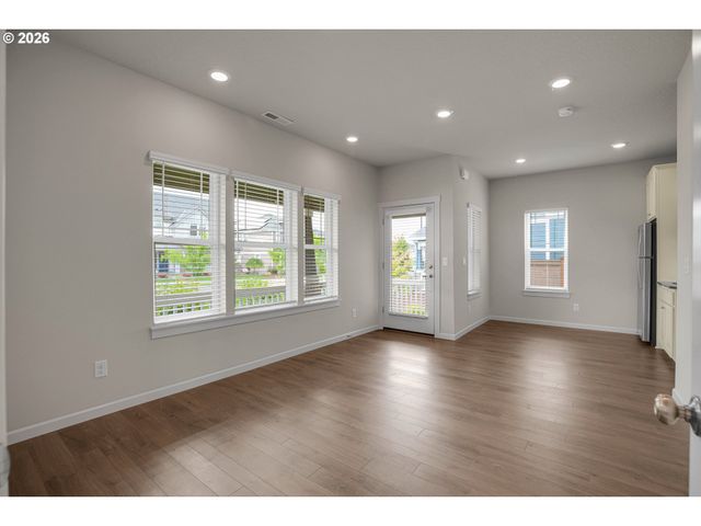 4198 Se 76TH Ave, Hillsboro, OR 97123