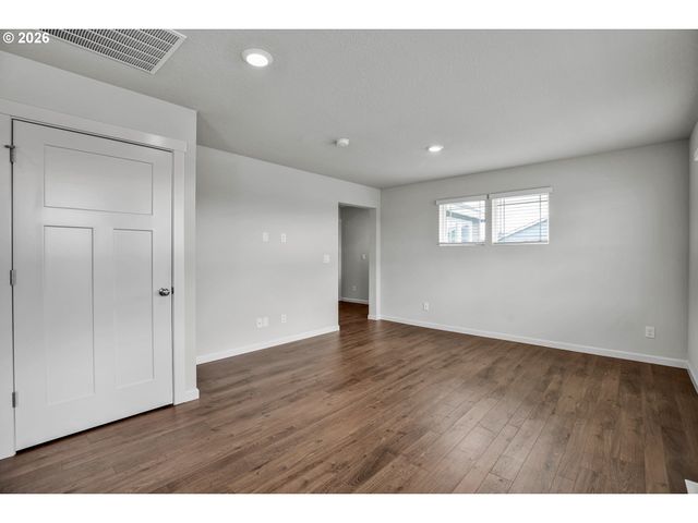 4198 Se 76TH Ave, Hillsboro, OR 97123