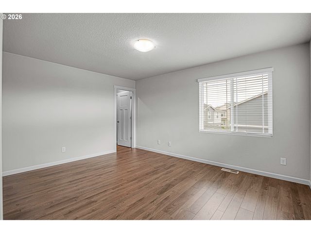 4198 Se 76TH Ave, Hillsboro, OR 97123