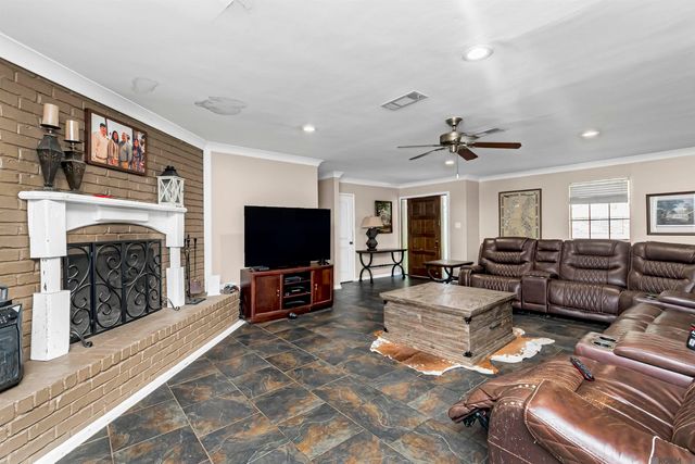 5660 Crimson Glory, St Francisville, LA 70775