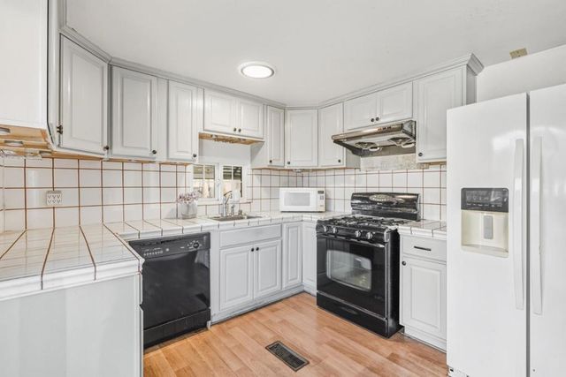 266 Winnipeg Ter, Fremont, CA 94538