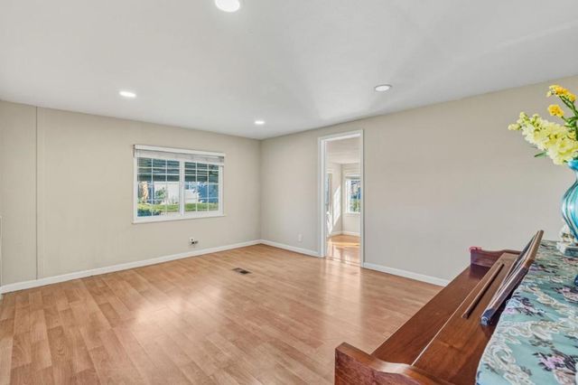 266 Winnipeg Ter, Fremont, CA 94538