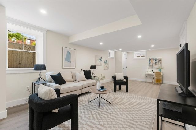 197 Lexington St 197, Watertown, MA 02472