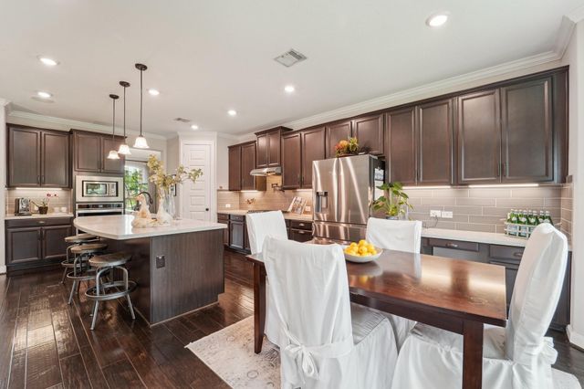 13710 Nubenbrook Lake Drive, Houston, TX 77044